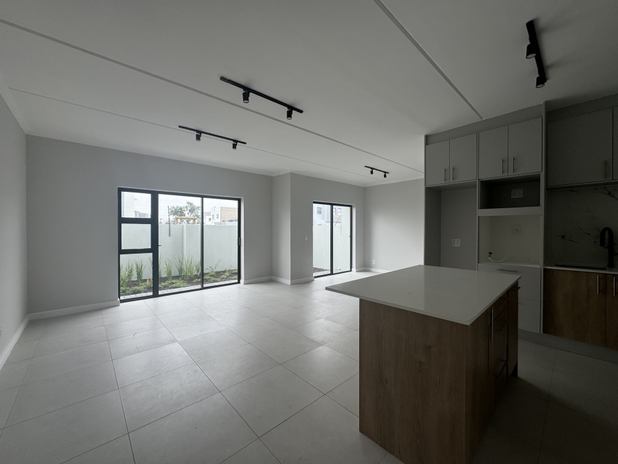 2 Bedroom Property for Sale in Sandown Western Cape